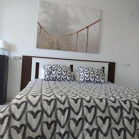 Amplio Estudio,Vista Mar Y Montana, A Pasos Del Centro 토레몰리노스 외부 사진