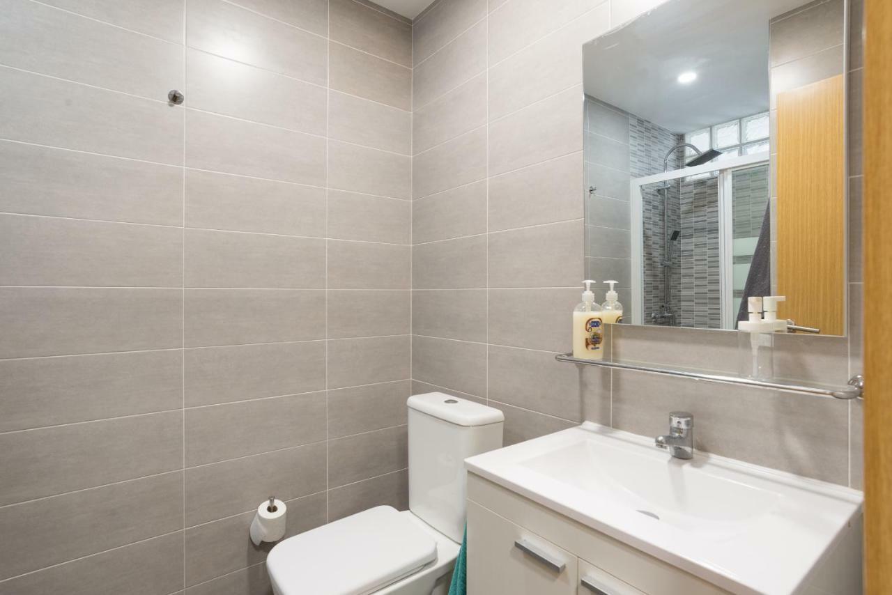 Amplio Estudio,Vista Mar Y Montana, A Pasos Del Centro 토레몰리노스 외부 사진